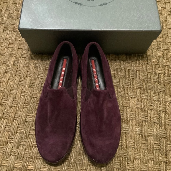 Prada Women's skate shoe Sz 36 US 6 Eggplant Purple Suede - Picture 5 of 6